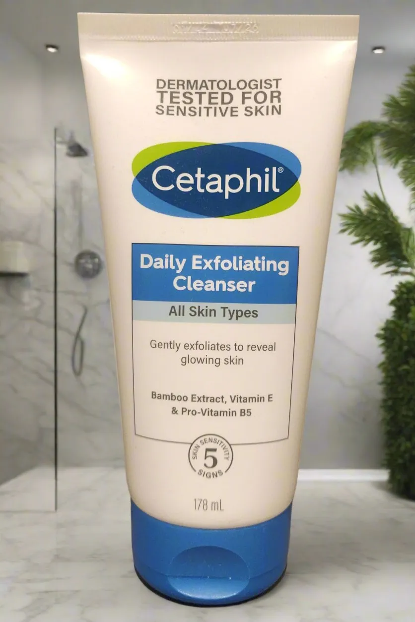 Cetaphil Daily Exfoliating Cleanser for Normal, Dry, Acne Prone & Oily