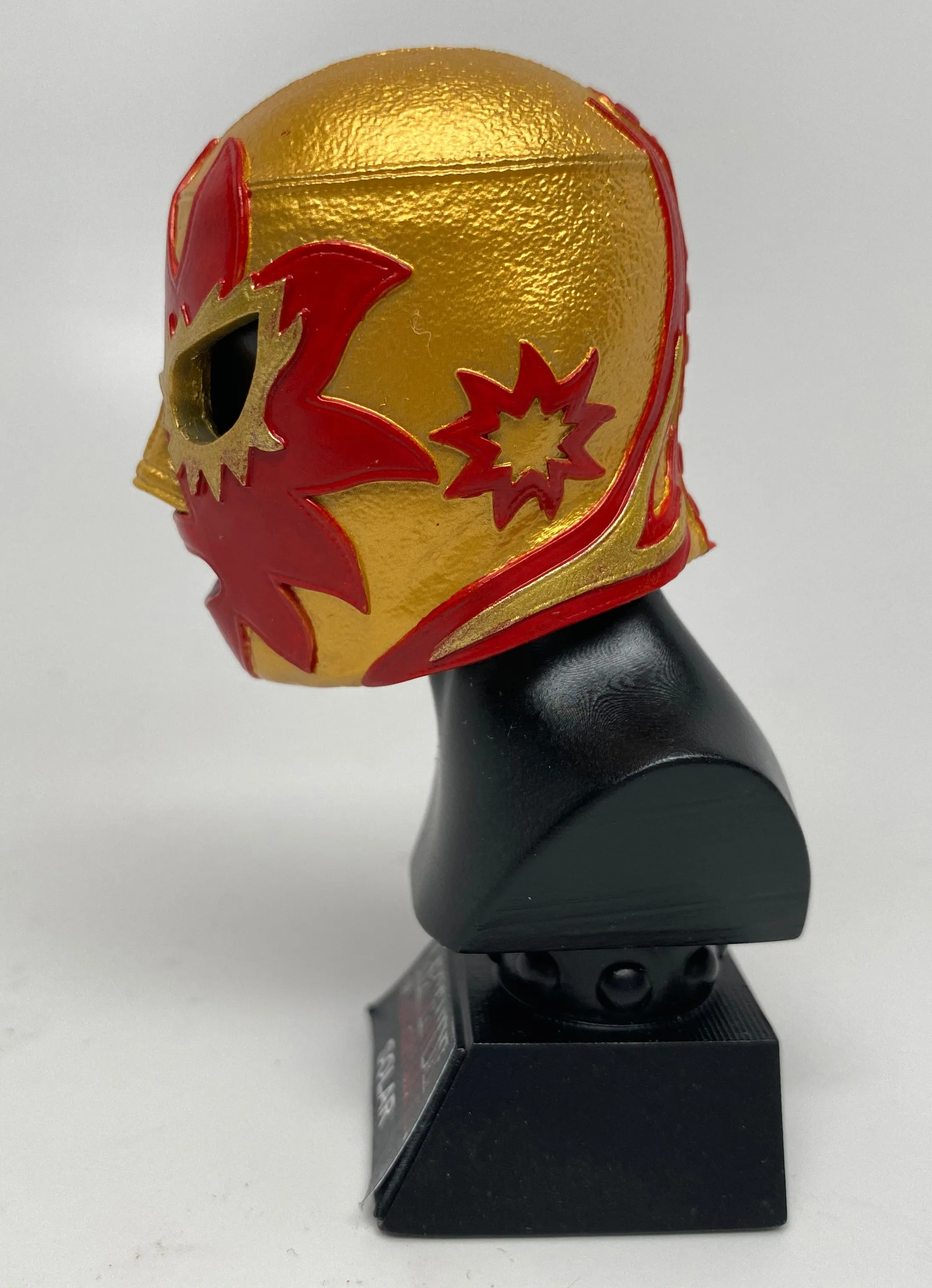 Legends of Lucha Libre: Mystery Mascaras Wave 1