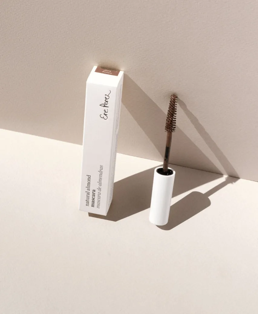 natural almond mascara